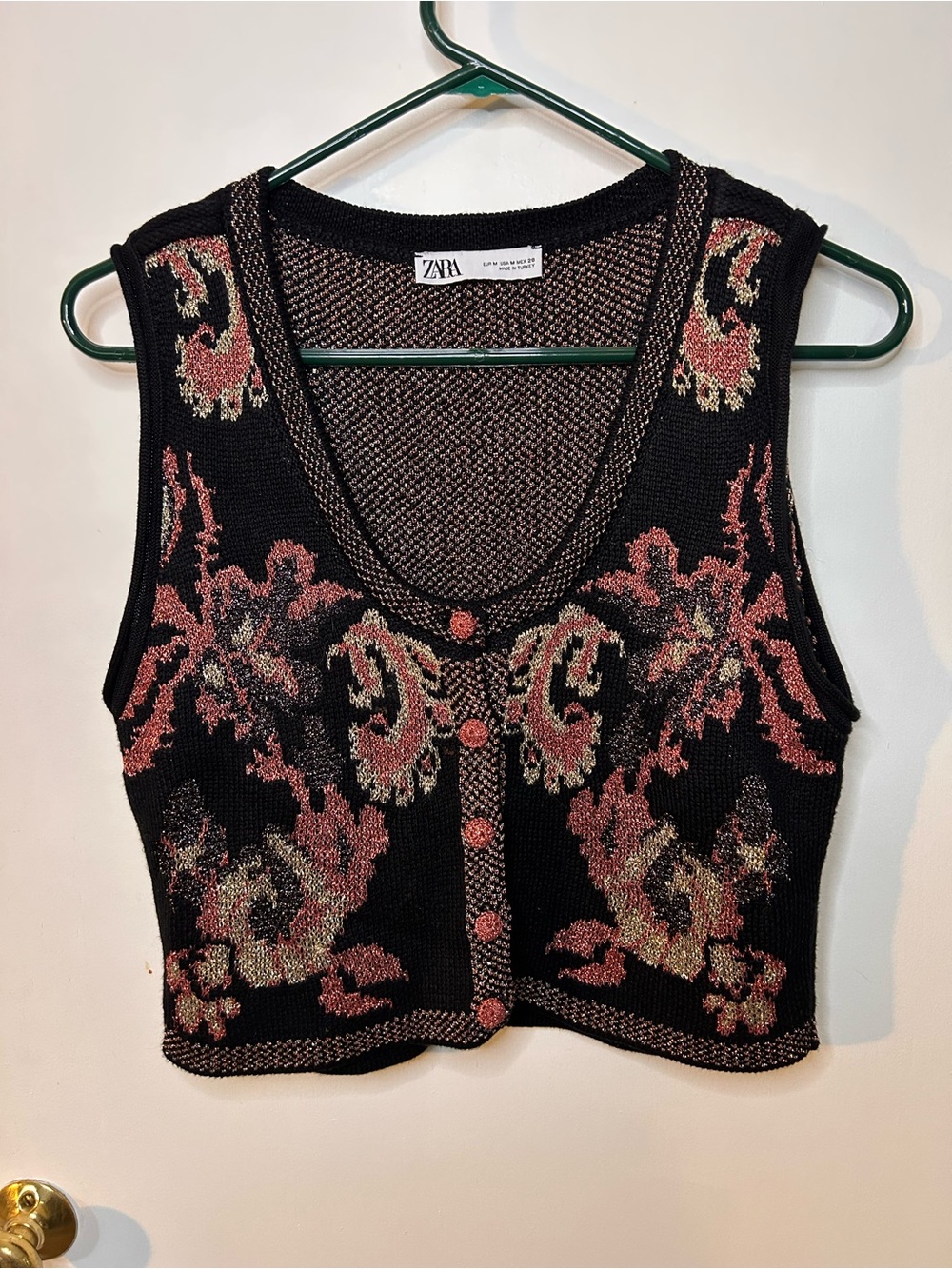 ZARA BLACK KNIT BUTTON FRONT CROPPED SWEATER VEST W/ METALLIC DESIGN SIZE MEDIUM
